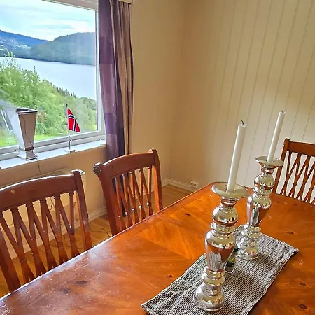 ホームステイ Knobelauch Family Home, Valdres